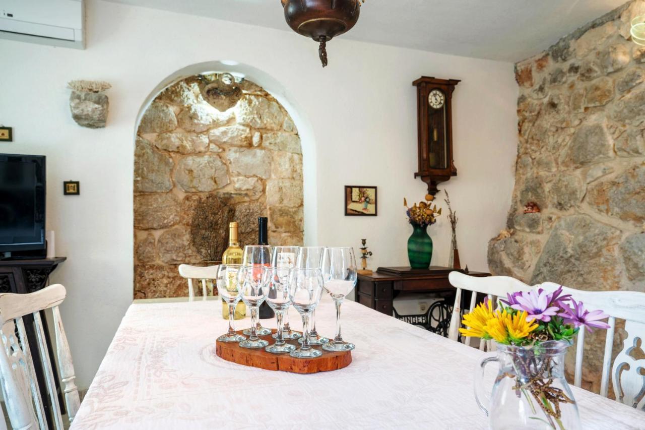 Holiday Home Alegra Подгора Екстериор снимка