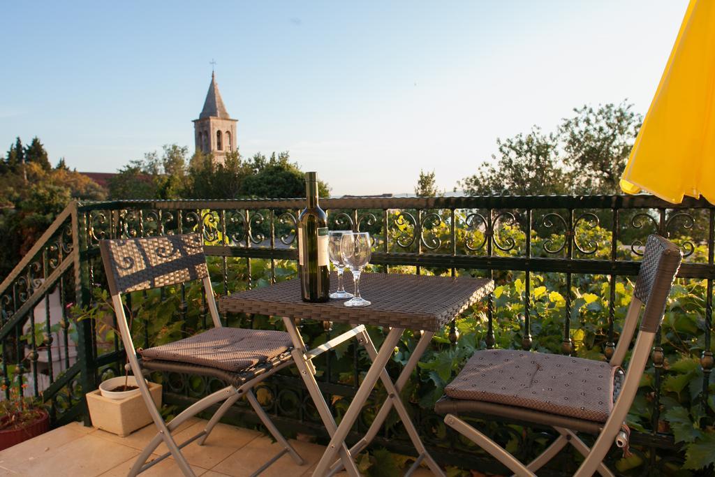 Holiday Home Alegra Подгора Екстериор снимка
